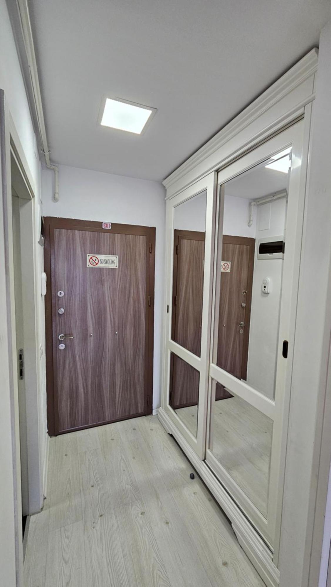 Airport Residence 3 Otopeni Exterior foto